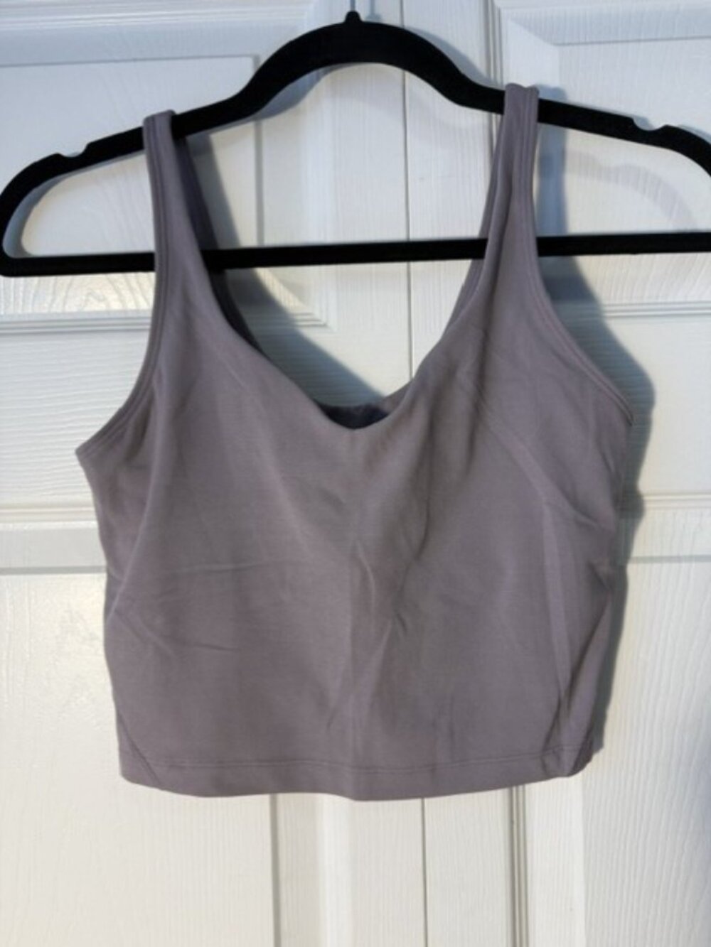 lulu tank/bra size 4